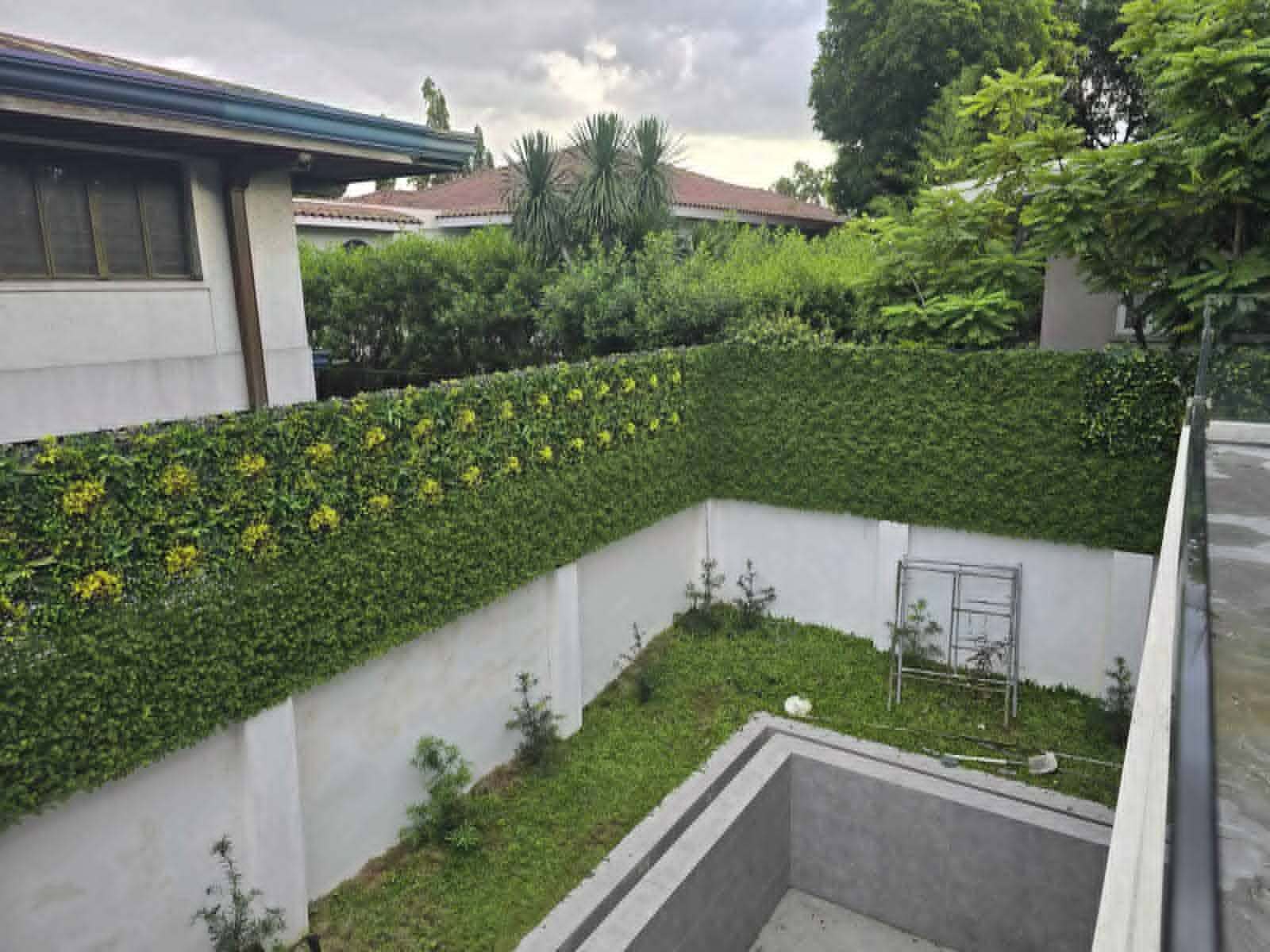 Artificial Wall Greens 23