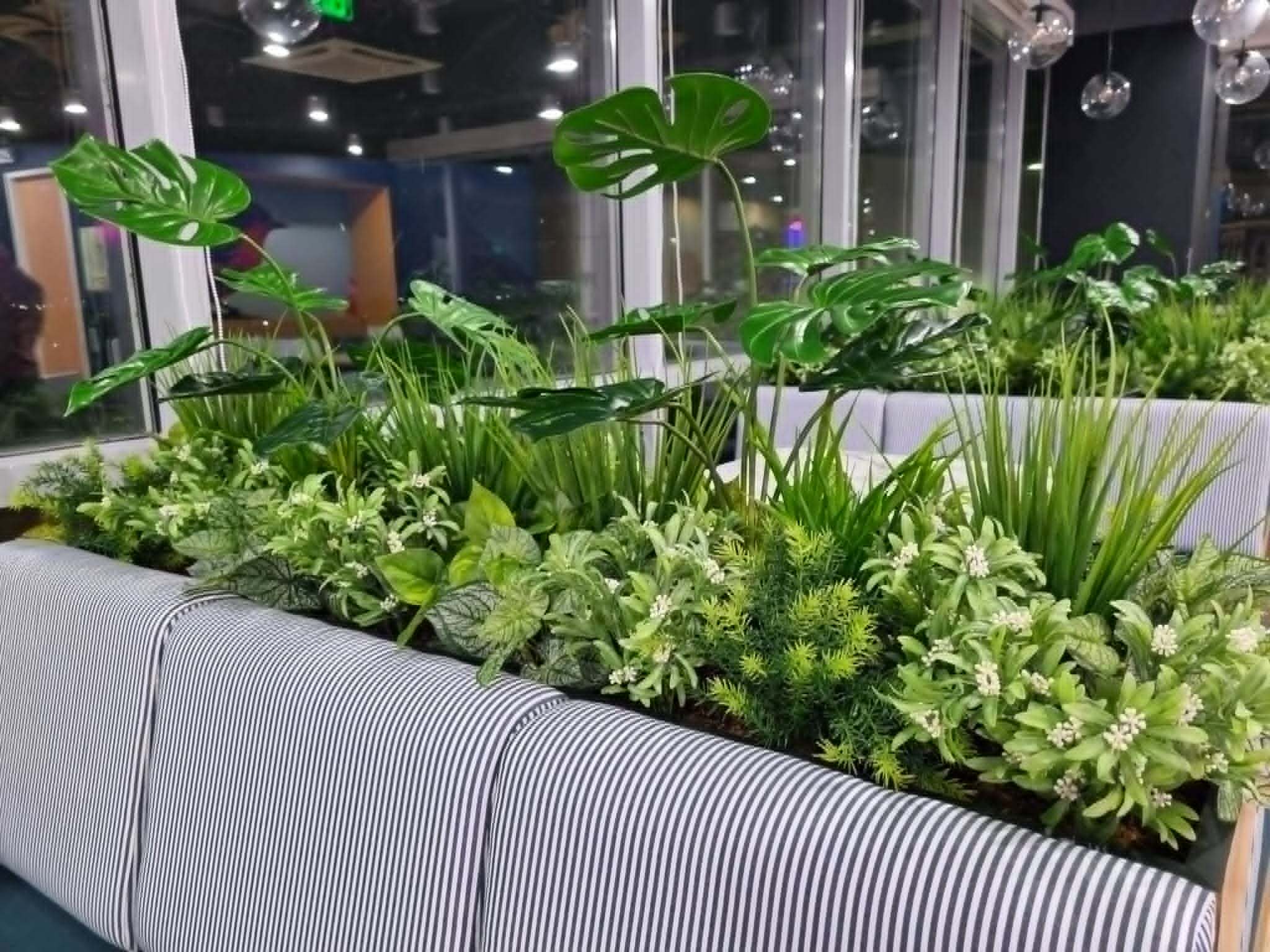 Decorative Planter Box 10